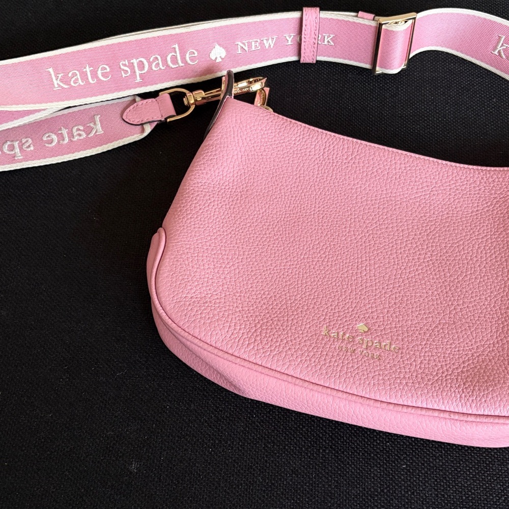 KATE SPADE NEW YORK PEBBLED LEATHER BRIGHT CAR ROSIE SMALL CROSSBODY BAG